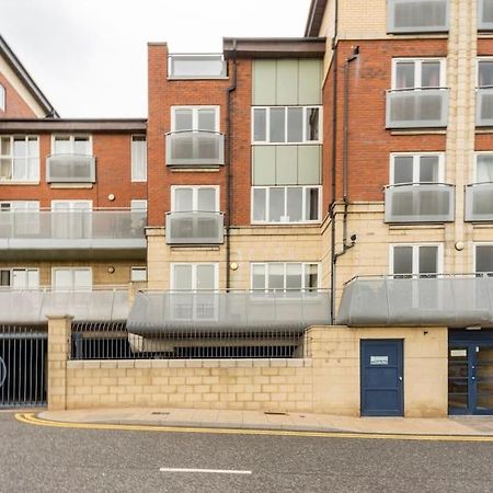 Stunning Flat By Quayside With Balcony!! Appartement Newcastle upon Tyne Buitenkant foto