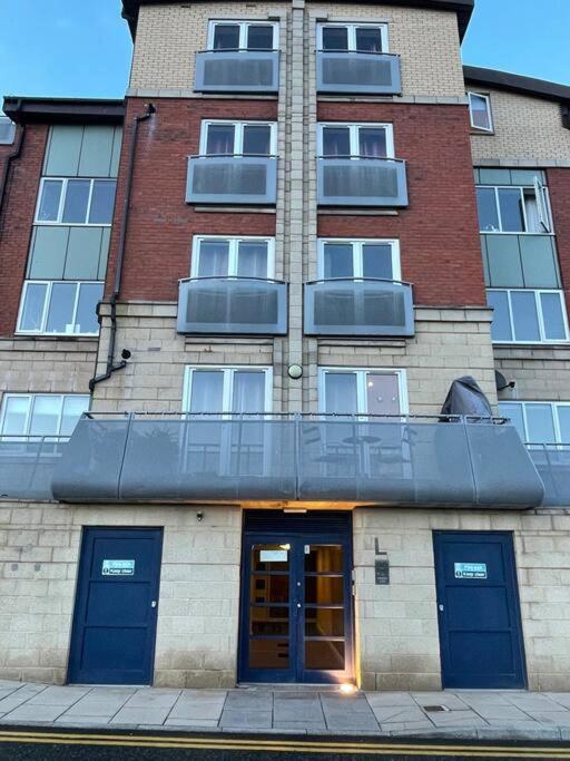 Stunning Flat By Quayside With Balcony!! Appartement Newcastle upon Tyne Buitenkant foto
