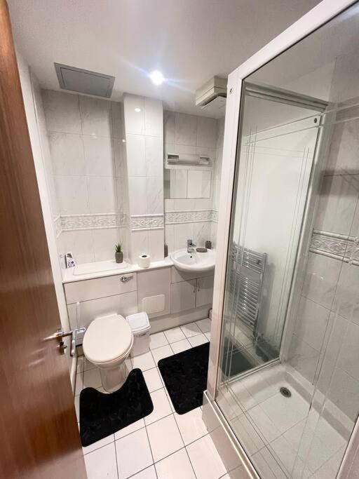 Stunning Flat By Quayside With Balcony!! Appartement Newcastle upon Tyne Buitenkant foto
