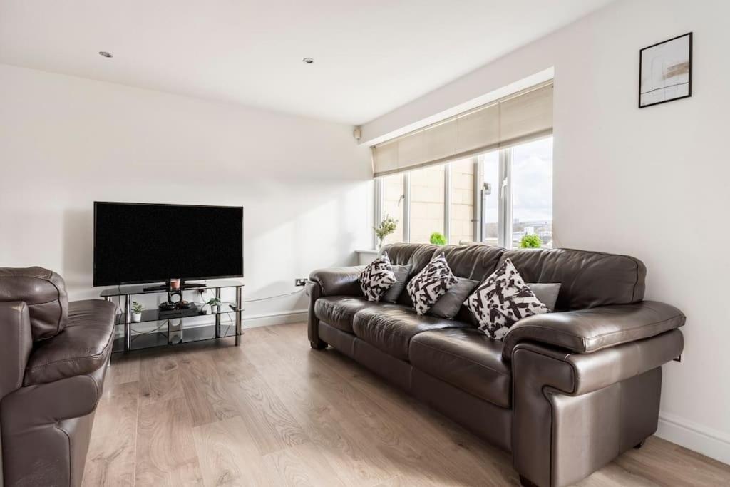 Stunning Flat By Quayside With Balcony!! Appartement Newcastle upon Tyne Buitenkant foto