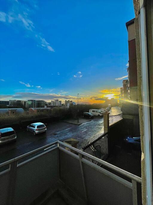 Stunning Flat By Quayside With Balcony!! Appartement Newcastle upon Tyne Buitenkant foto