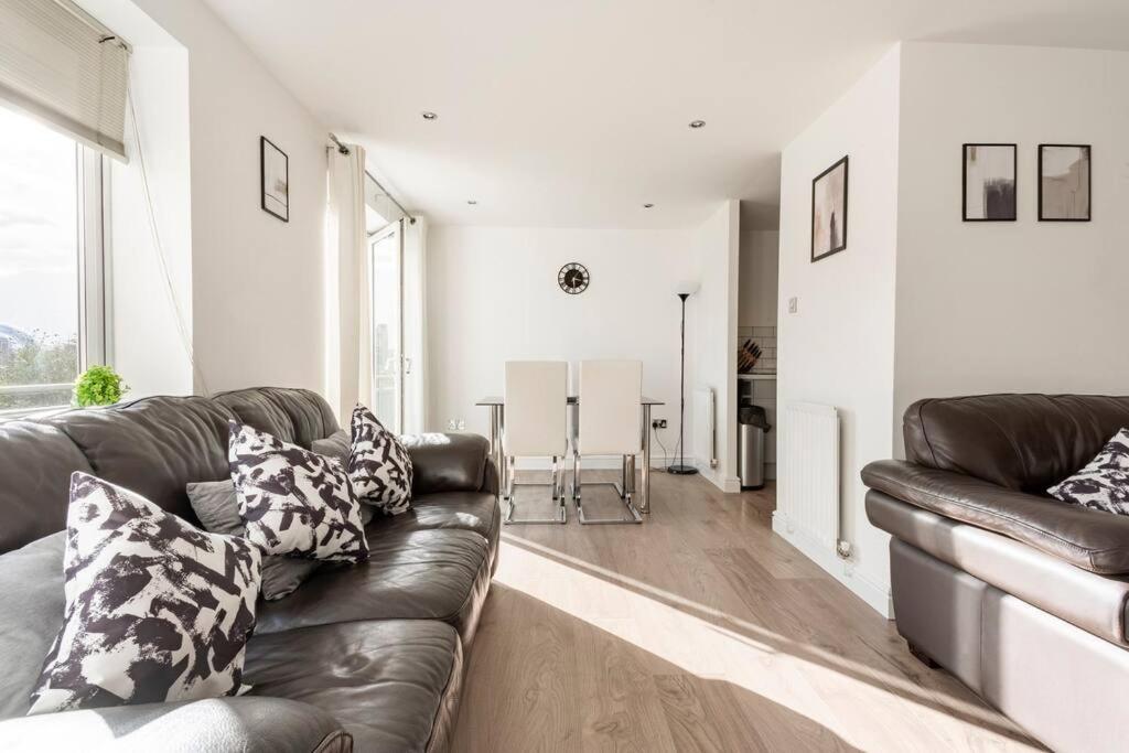 Stunning Flat By Quayside With Balcony!! Appartement Newcastle upon Tyne Buitenkant foto